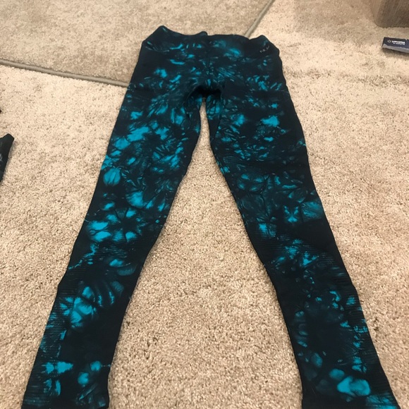 NUX midnight crest legging - Picture 3 of 3